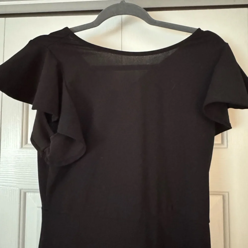 Amazon - Ruffe Dress - Picture 3 of 4
